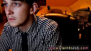 Gey porn russian boy crammer Counterfoil Chris deepthroats his cock, Mitch